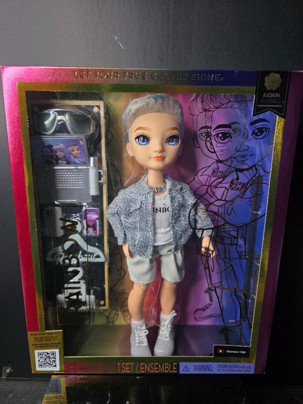 Rainbow High Aidan Russell Fashion Doll Silver Hair Accessories MGA NEW